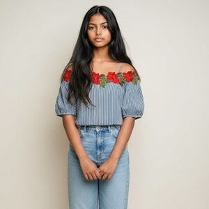 Seduction Gray and White Rose Embellished Puff Sleeve Blouse